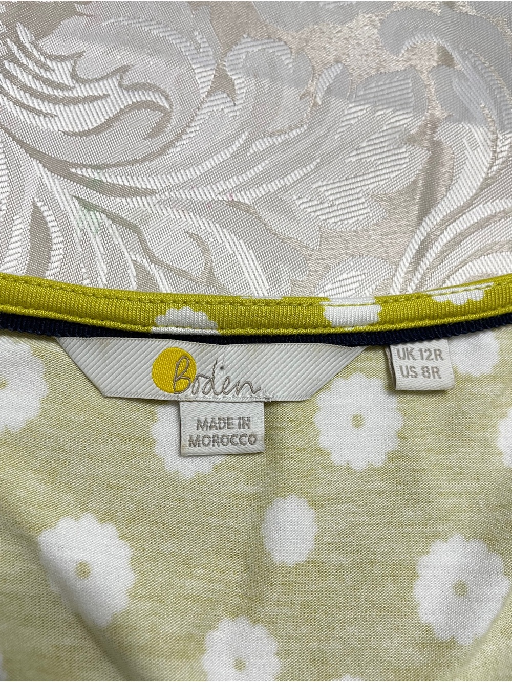 Boden Lola Daisy Print Wrap Jersey Dress - Picture 11 of 12